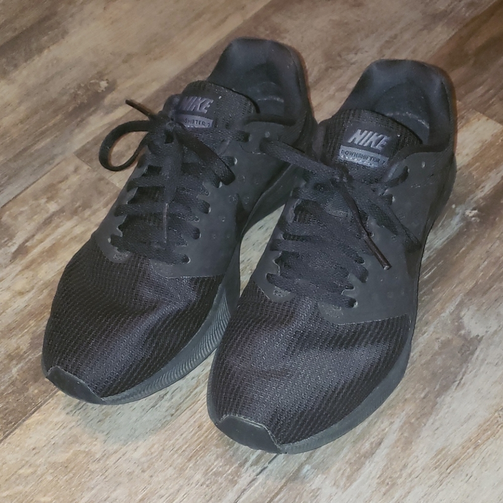 NIKE Downshifter 7 Shoes